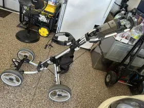 Caddytek Explorerv8 Caddytech 4 Wheel Push/pull Golf Cart Caddytek Explorerv8 Caddytech 4 Wheel Push/pull Golf Cart